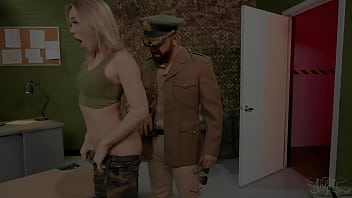 sex эмма роуз очень серьезно взялась за работу шпиона и даже трахается с генералом доминик пасифико trans angels porn