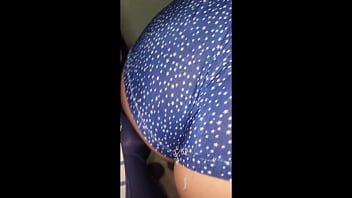 sex я мастурбирую перед своей мачехой которая готовит приглашаю посмотреть как я кончаю в ее киску porn