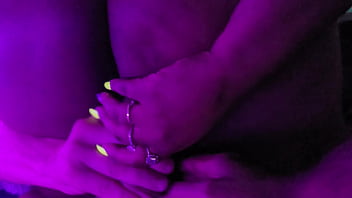 sex чернокожая скачет на большом белом члене удивительный минет для оператора и специальный камшот porn