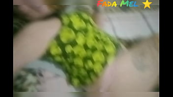 sex делая татуировку трусиков я оторвалась только для того чтобы показать свою попку и киску татуировщику он потерял porn