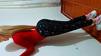 sex трахаю сексуальную латину с большой жопой в спортзале porn