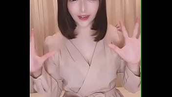 sex 我尝试穿着一个英俊的echichi健身房制服下山雀出色 porn