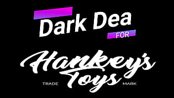 sex извращенная королева шлюх dark dea наполняет свою мокрую киску наслаждаясь толстым clyde xxl из hankeystoys часть 2 porn