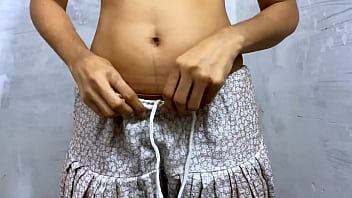 sex бхабхи трахает тугую киску в ванной porn