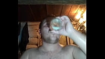 sex я кончаю очень сильно и импульсивно я заливаю свежую сперму себе в рот и на лицо porn