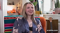 sex ersties автор песен нелио из берлина мастурбирует в своей общей комнате porn
