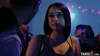 sex шмель с маленьким членом khloe kay занимается сексом с байкером после их встречи в баре porn