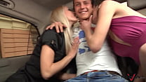 sex трем сексапильным цыпочкам нужен горячий хуй в морозной праге porn
