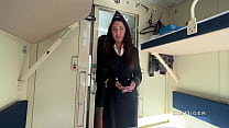 sex 電車の中で車掌を誘惑し休憩中に犯された porn