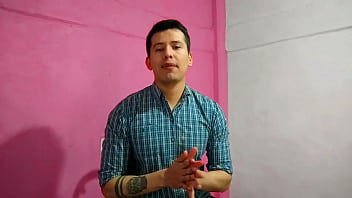 sex парикмахер устроил оральный секс клиенту с большим членом в своем салоне я наполняю ее рот молоком porn