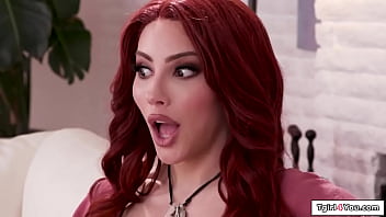 sex ts лена мун и лучшая подруга делят парнялатиноамериканца porn