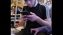 sex сосет у другатвинка в шапке санты porn