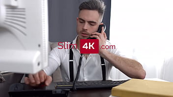 sex 上司と仲間によるブルネットのdp porn