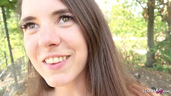 sex ワッケンフェスティバルでのピックアップで小柄なドイツ人若い女性ミナの公開アナルセックス porn