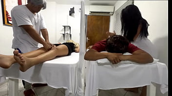 sex カップルマッサージの果てに妻は変態医師に夫の隣で犯される ntr jav porn