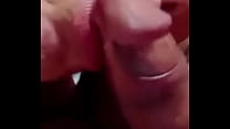 sex 友人が妻の膣をテストしている間に私の友人のペニスをテストする寝取られ私は彼をディープスロートし私が彼を連れ出した後彼はもっと求めました porn