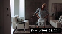 sex familybangscom наделенная полномочиями милфа ищет сперму в лицо от своего пасынка porn