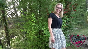 sex алрокс шаловливая и очень жадная она хочет два члена porn