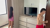 sex моя прекрасная сводная сестра ищет одежду в шкафу и я пользуюсь случаем чтобы съесть эту вкусную задницу porn