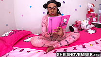 sex 내 계단 아빠가 섹스를 위해 내 침대 방에 들어가서 내 엉덩이 구멍을 만지작 거리고 sheisnovember라는 젊은 가슴이 큰 흑인 여성 섹스하는 동안 큰 가슴과 젖꼭지를 클로즈업하고 계단 딸이 섹스를하고 porn