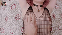 sex стройная милфа в чулкахсеточках трах киски крупным планом большая порция спермы на киску porn