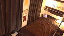 sex part1 提供全方位服务的情色美容 与男士美容院员工做爱 按摩重点在下半身鸡巴在跳动 插入喷水的阴道 porn