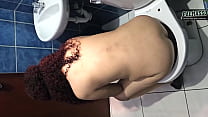 sex 我操了我朋友的妈妈我几乎没见到她一个人我们很快就发生了性关系她想要我她喜欢年轻人我们甚至在浴室里做爱她高潮了 porn