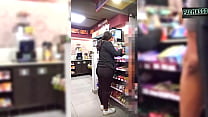 sex я ждала своего парня в магазине но незнакомый человек убедил меня записать видео надеюсь мой парень не узнает что у porn