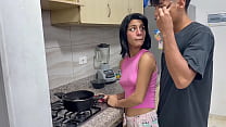 sex моя маленькая сводная сестра впервые хочет трахаться на кухне и я даю ей лучший секс в ее жизни хл porn