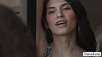 sex ботанистую крошку трахает худенький шмель porn