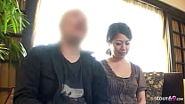 sex 日本のカップルが夫が見ている間に妻を中出しファックする porn