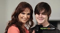 sex рыжая мачехапума сирен де мер трахает своего непослушного пасынка porn