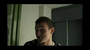 sex огромный кримпай для уличного паренька porn
