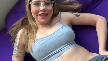 sex любопытная молодая женщина сводные братья и сестры пробуют секс рэйли лав домашняя фантазия скотт старк porn