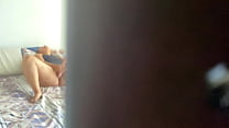 sex я обнаружил что моя лучшая подруга мастурбирует двойным дилдо и присоединяюсь к ней porn