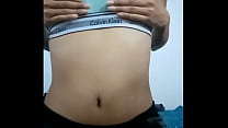 sex она соблазняет меня трахнуть ее в задницу и я записываю ее а она этого не осознает невиновный анальный секс колега porn