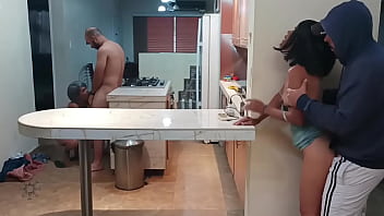 sex я вижу как моя сводная сестра трахает моего чертового парня и в конечном итоге я трахаю своего сводного брата из porn