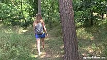 sex юная с маленькими сиськами bella мастурбирует на улице porn