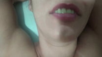 sex 若い男の子が妻に処女を失い彼女のマンコを精液で満たしました porn