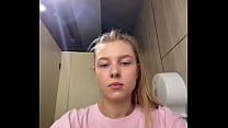 sex дрочит анал на публике porn