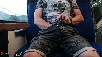 sex действительно горячий опыт дрочки в поезде в горах s porn