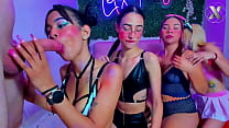 sex кенди выбрана для проверки члена и мы видим как она делает ему очень грубый минет porn