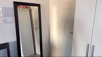 sex 隣人が砂糖を求めにやって来て大きな黒いチンポで犯された porn