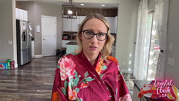 sex xx stepmom gets caught skinny dipping porn