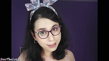 sex danithecutie твоя надоедливая но симпатичная сводная сестра которая в итоге скачет на твоем члене porn