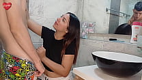 sex латинская мачеха дает мне дрочку в ванной моя горячая мачеха дрочит мне в ванной нашего дома когда в ней никого не porn