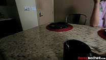 sex pervymother охотница за членами milf удивлена размером члена своего пасынка porn