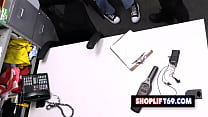 sex непослушная молодая женщина холли дэй попалась на краже обуви и была трахнута охранником в его офисе porn