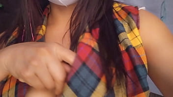 sex шлюха уже старела но все еще сохраняет желание быть самой жалующейся шлюхой в интернете пышная женщина трогает свой porn