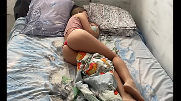 sex бывшая жена проснулась с мокрой киской и довела себя до сладкого оргазма porn